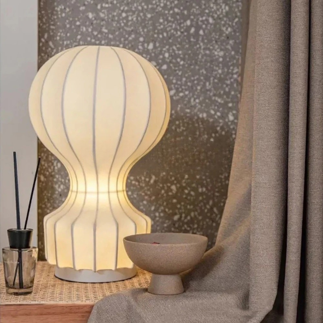 Candeeiro de mesa Cherise para sala e quarto