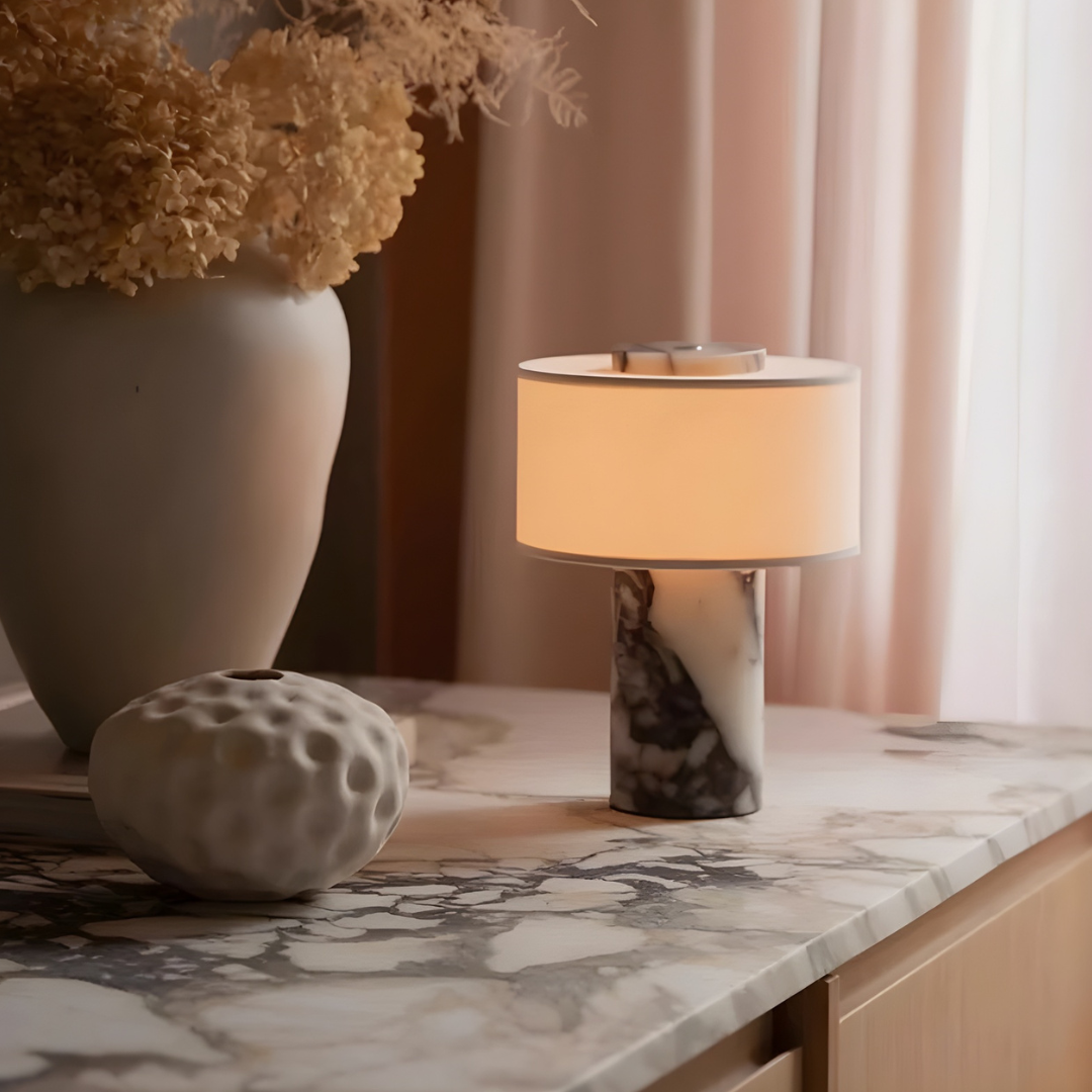 Coleção de Lâmpadas Della para sala e quarto