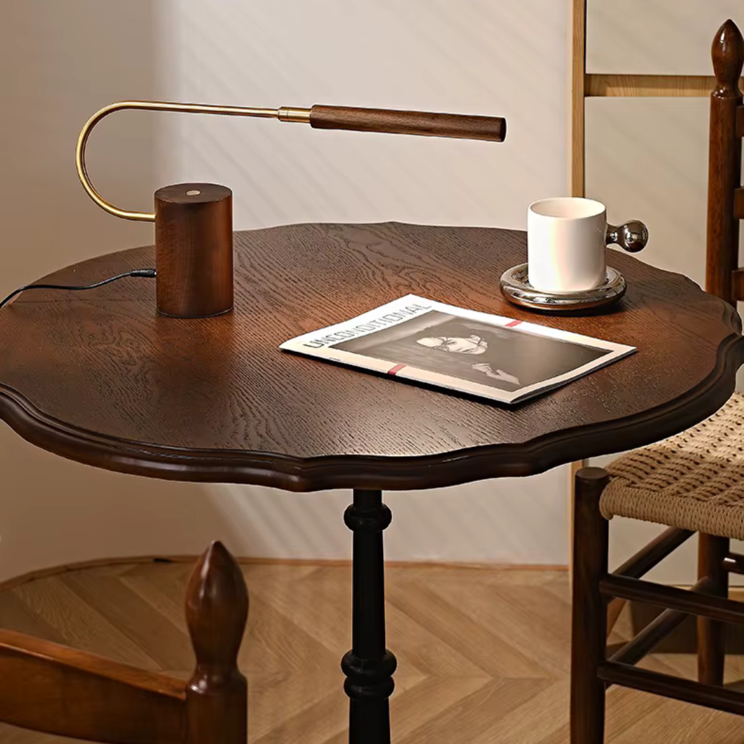 Candeeiro de mesa Hope para sala e quarto