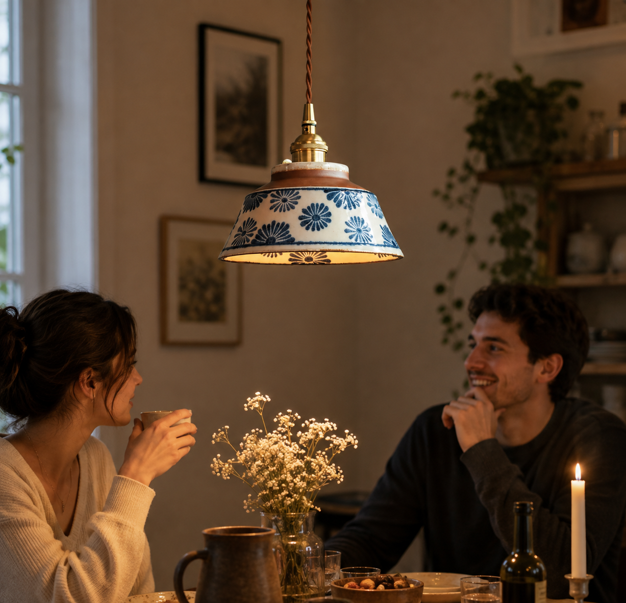 Ronja – Luminária Pendente de Cerâmica Pintada à Mão