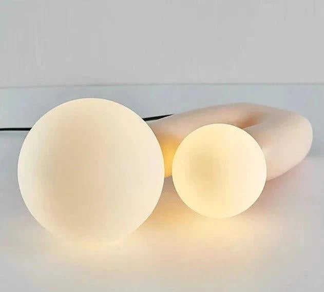 Candeeiro de mesa Yng para sala ou quarto