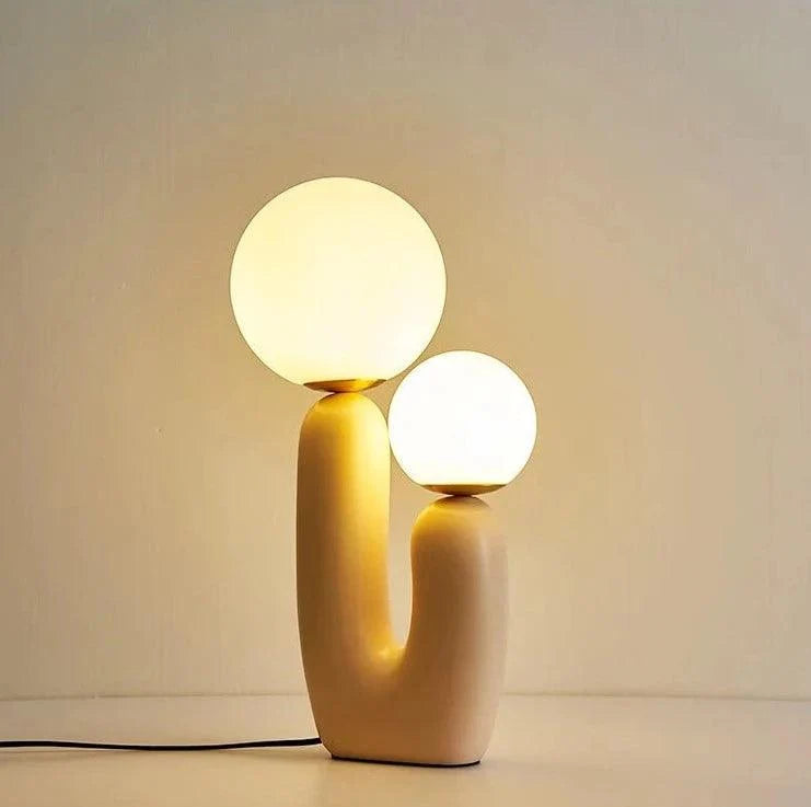 Candeeiro de mesa Yng para sala ou quarto