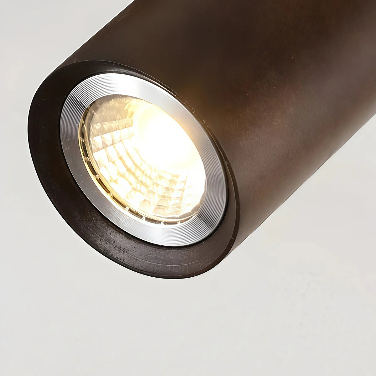 Candeeiro de Teto Zenno em Madeira com Focos LED Orientáveis