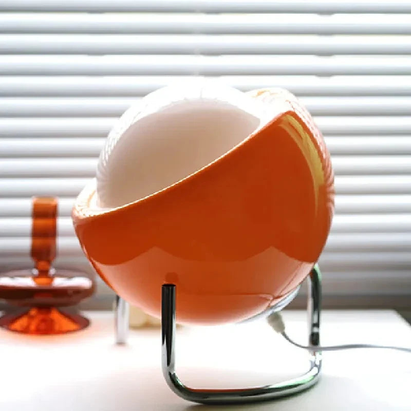 Candeeiro de Mesa Rune em Vidro Laranja e Branco Estilo Bauhaus