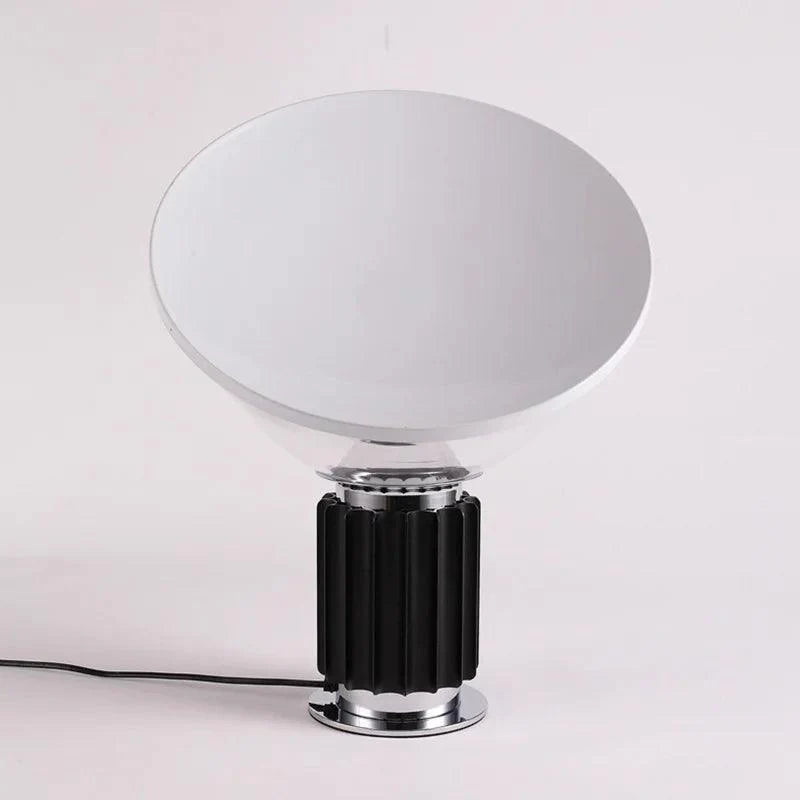 Candeeiro de Mesa Luca para sala ou quarto