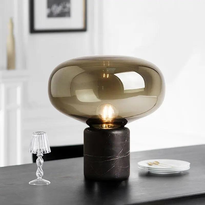 Candeeiro de Mesa Vieno em Vidro Âmbar com Design Nórdico