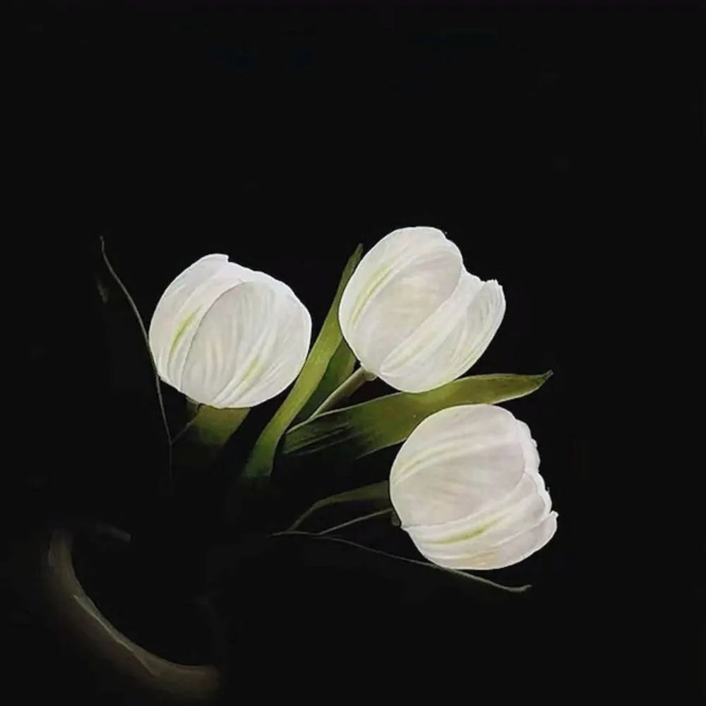 Luz noturna em forma de tulipa
