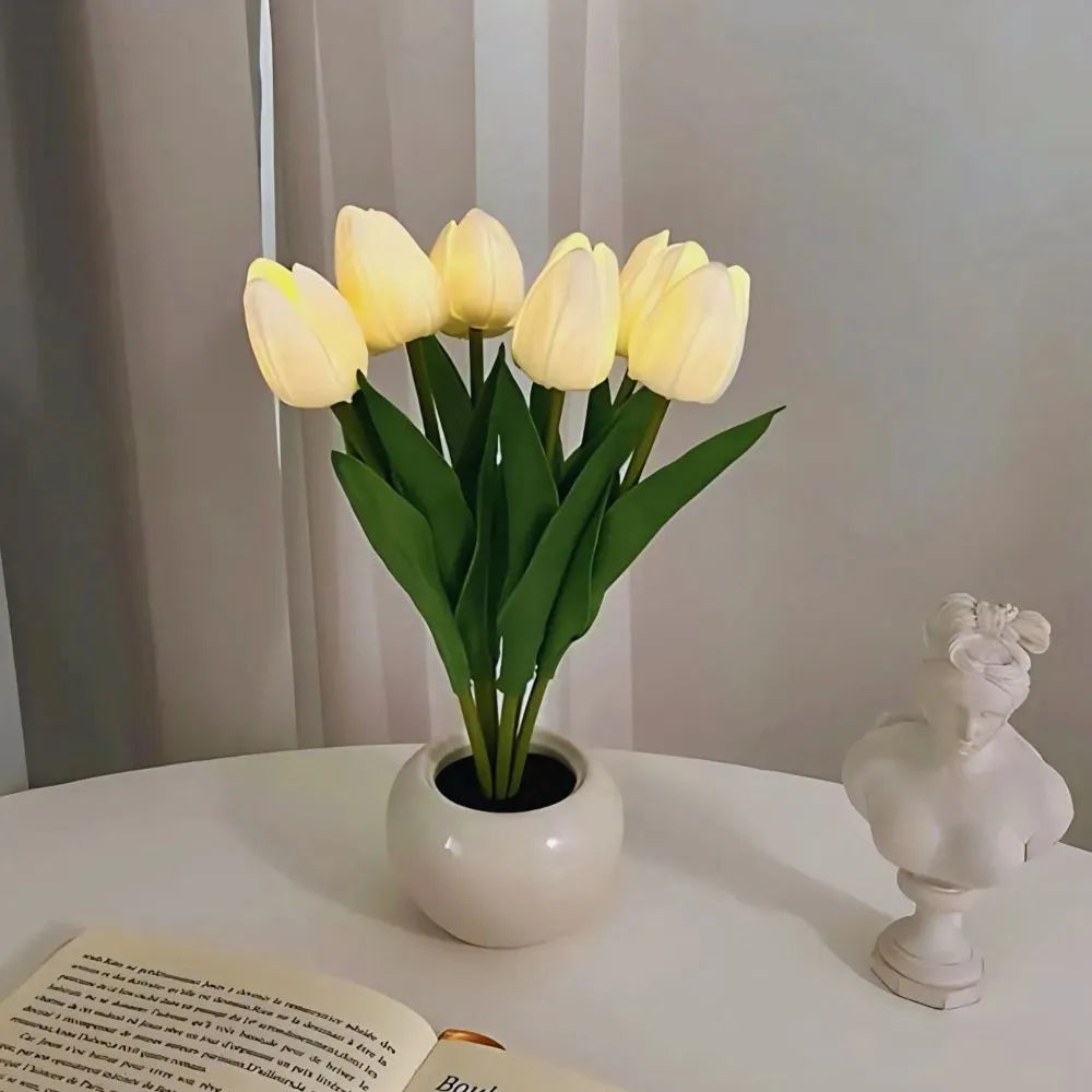 Luz noturna em forma de tulipa