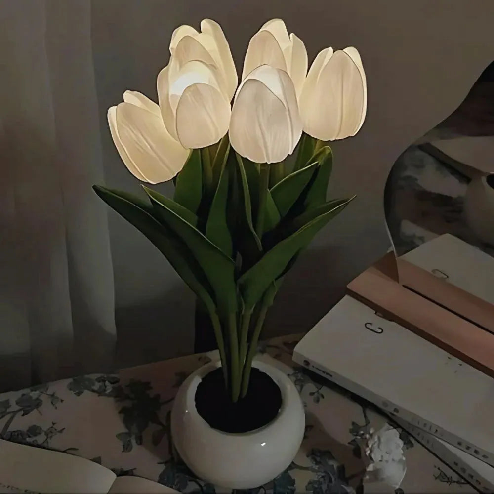 Luz noturna em forma de tulipa