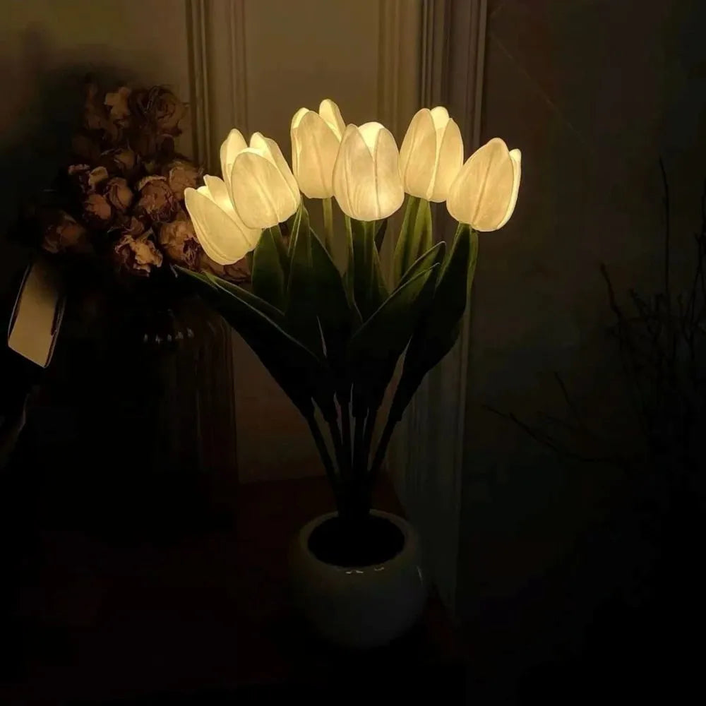 Luz noturna em forma de tulipa