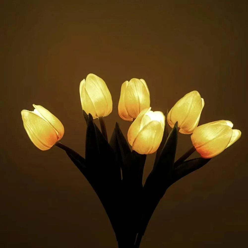 Luz noturna em forma de tulipa