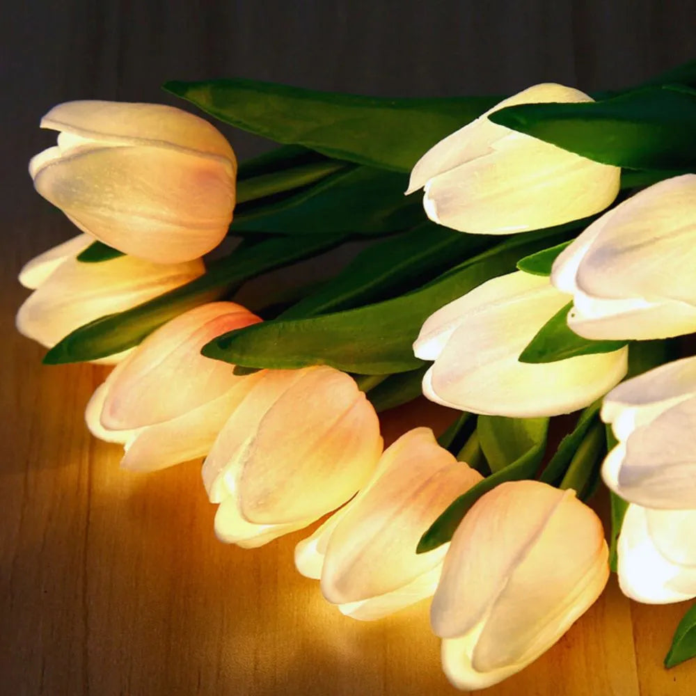 Luz noturna em forma de tulipa